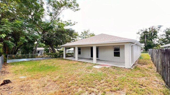 Building Photo - Charming 3-Bed, 2-Bath Home in Orlando