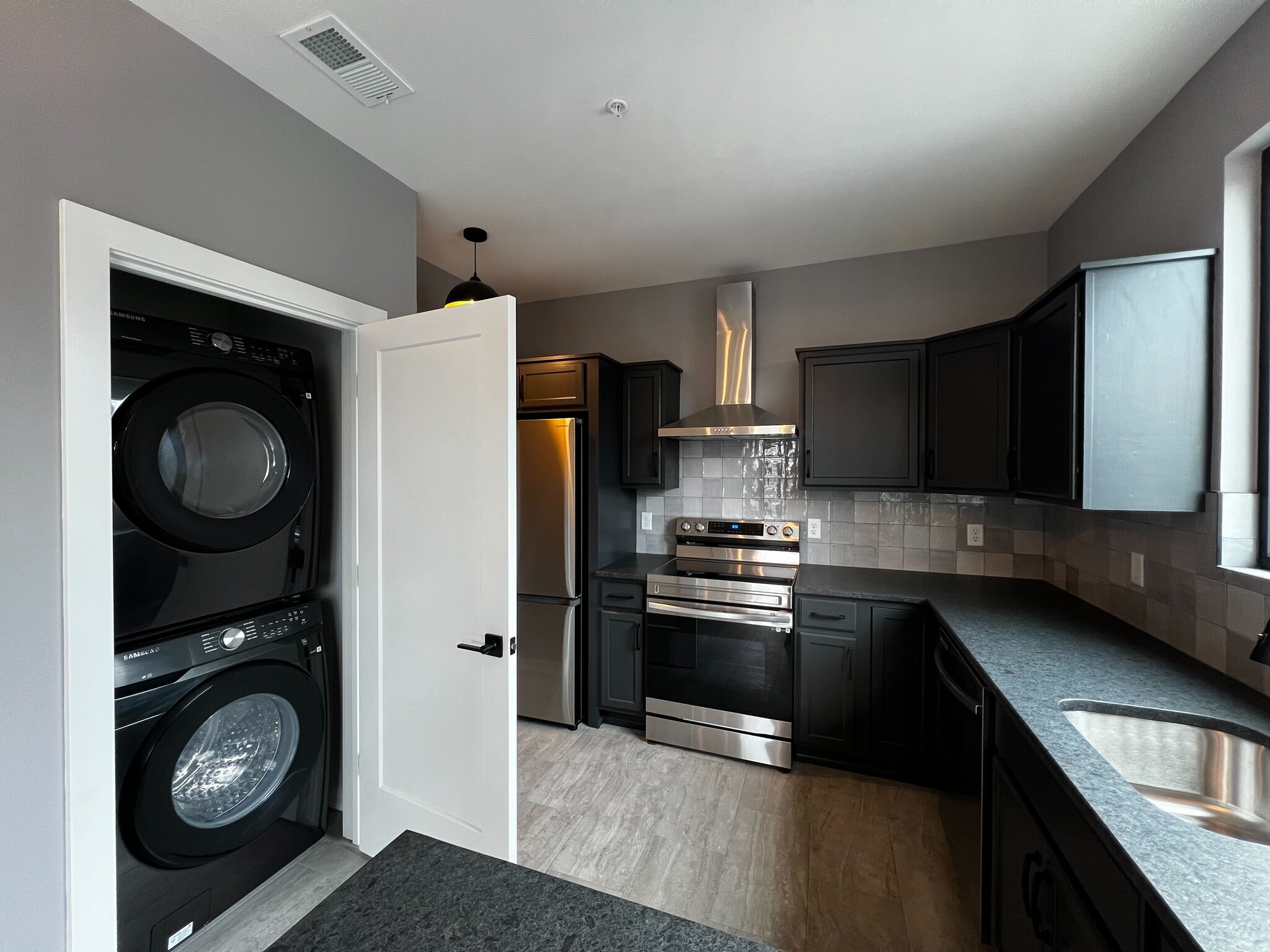 Kitchen with Washer & Dryer - 1737 Frankfort Ave