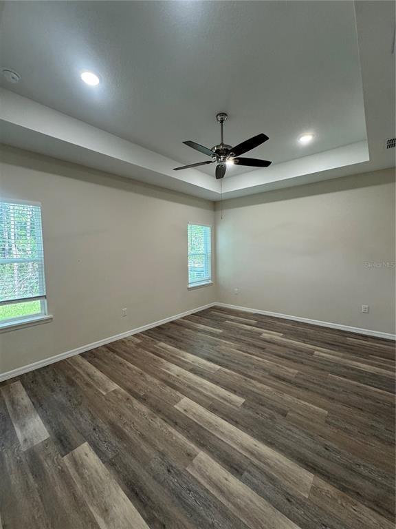 Building Photo - 41346 Persimmon St