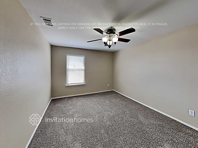Building Photo - 5108 Raymond Dr