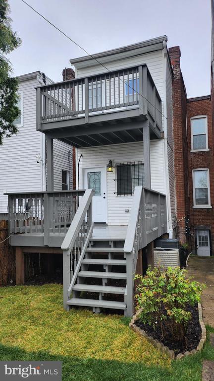 Building Photo - 1153 Neal St NE