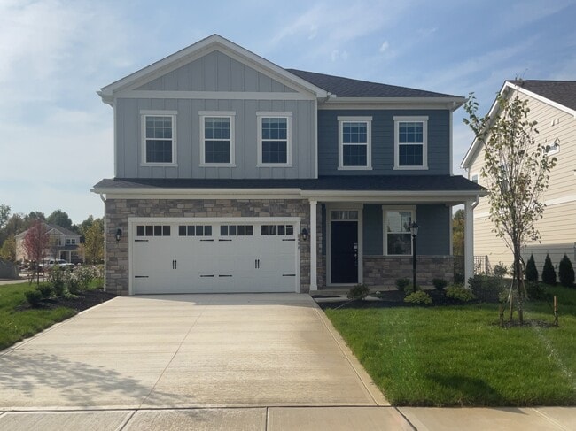 Building Photo - 8466 North Point Dr