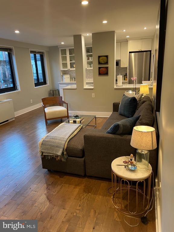 Building Photo - 1601 18th St NW