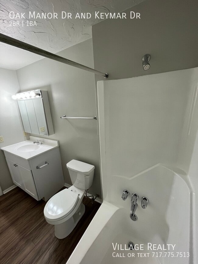 Building Photo - 176 Oak Manor Dr