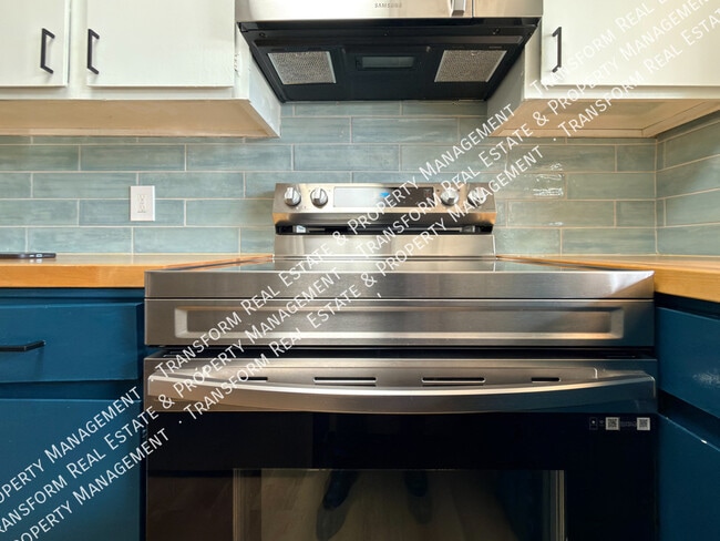 Building Photo - 3101 Lorna Rd