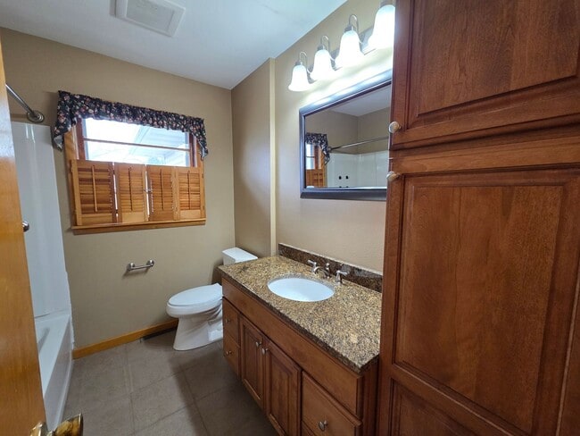 Building Photo - Well-Maintained 4BR Home – Garage + Washer/Dryer, dishwasher Included