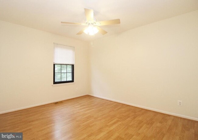 Building Photo - 19 Francis Ct