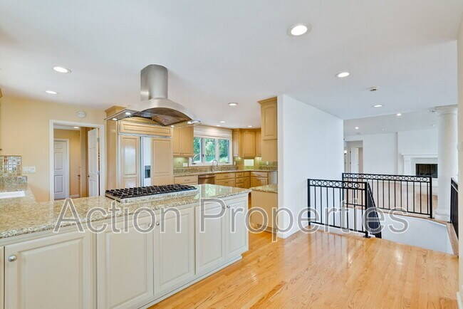 Building Photo - 15350 Norton Rd