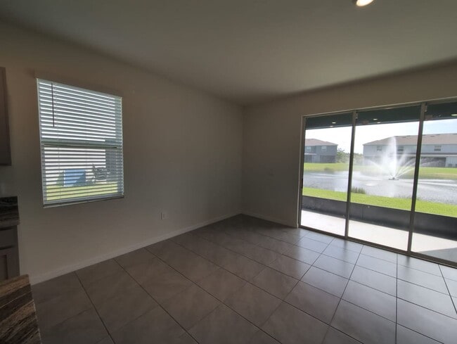 Building Photo - Fresh new build ~ 3 bed/ 2.5 bath Townhous...