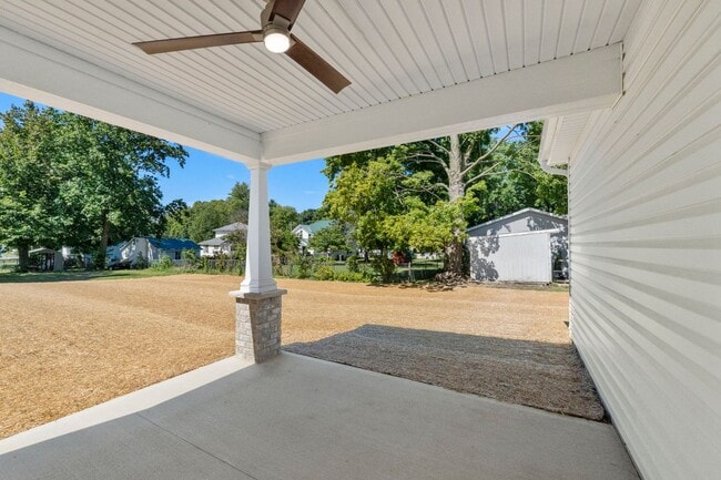 Building Photo - Newly Built 3 Bedroom House w Garage