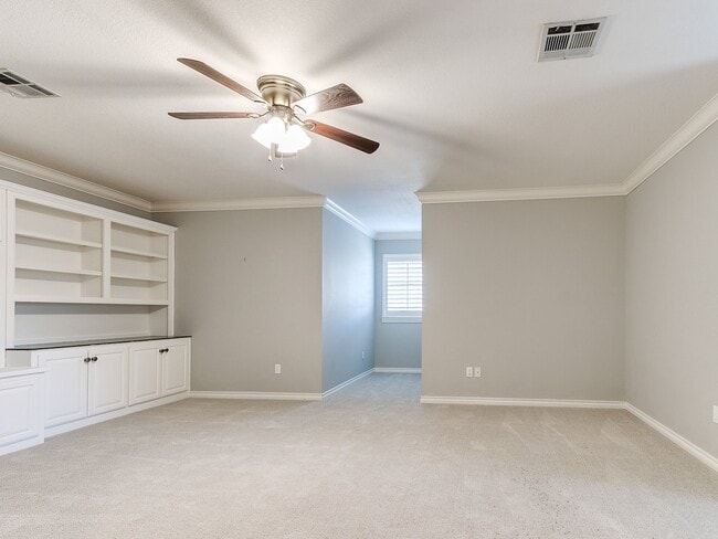 Building Photo - 1307 Brookside Dr