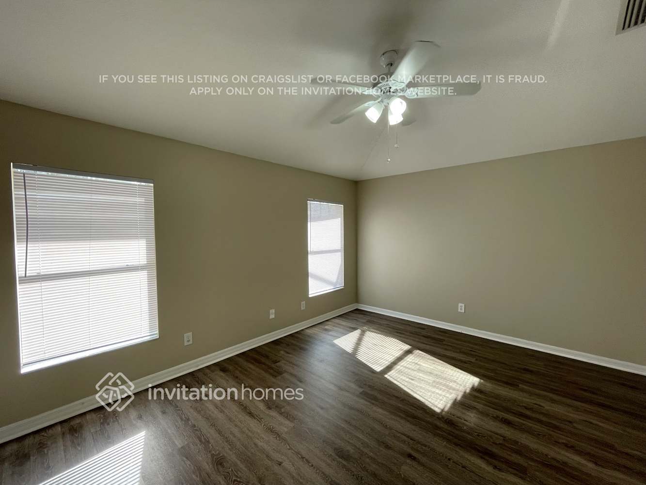 Building Photo - 15750 Greyrock Dr