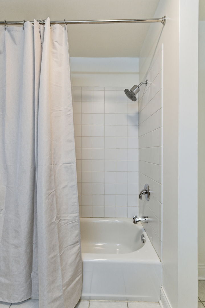 Building Photo - 2228 N Seeley Ave