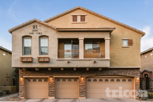 Building Photo - 1350 S Greenfield Rd