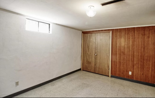 Building Photo - 1625 Walnut Ave