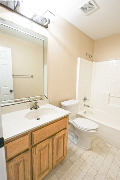 Building Photo - 5223 Jordan Ridge Dr