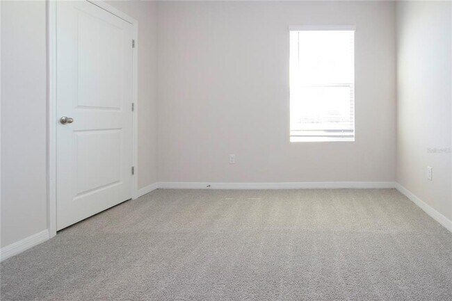 Building Photo - 3513 Hilltop Cir