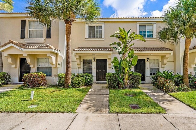 Primary Photo - 5052 Palmbrooke Cir