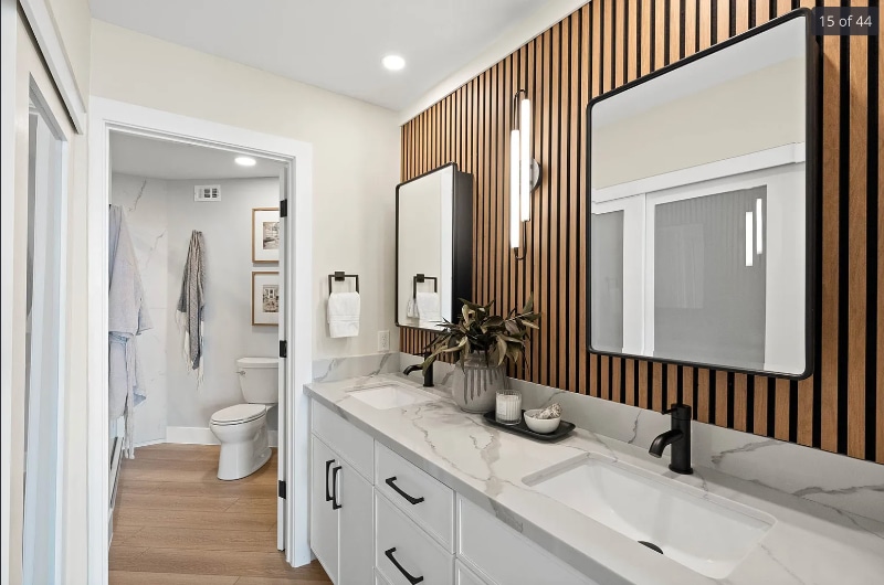 Building Photo - 2414 Front St