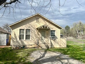 Building Photo - Duplex for rent in Norman