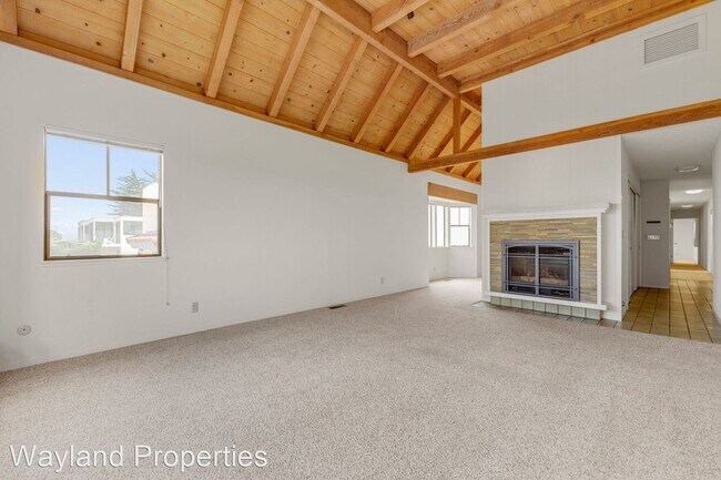 Building Photo - 2 br, 2 bath House - 251 Lighthouse Ave, U...