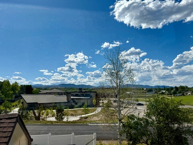 Building Photo - 411 Ruby Dr
