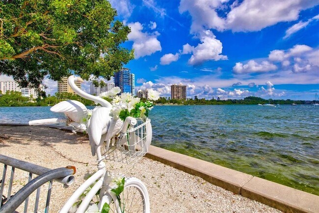 Building Photo - 3663 Egerton Cir