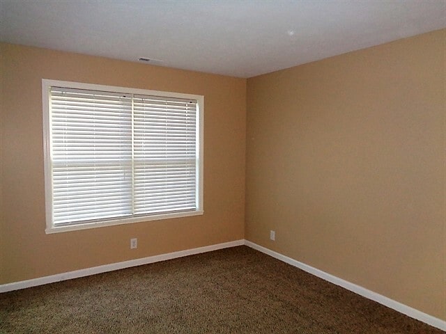 Building Photo - 1226 Burr Oak Ct