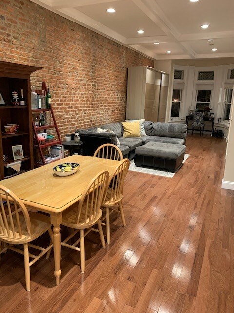 Building Photo - 305 T St NW