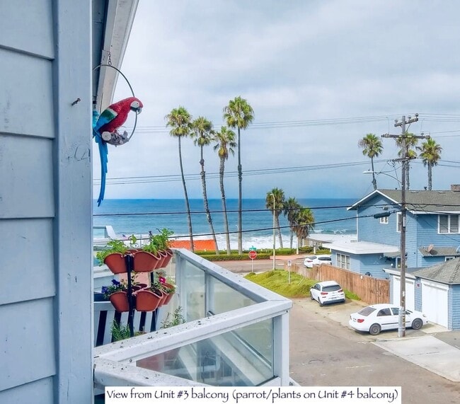 Building Photo - Cute 2 Bedroom Condo Steps Away from Endle...