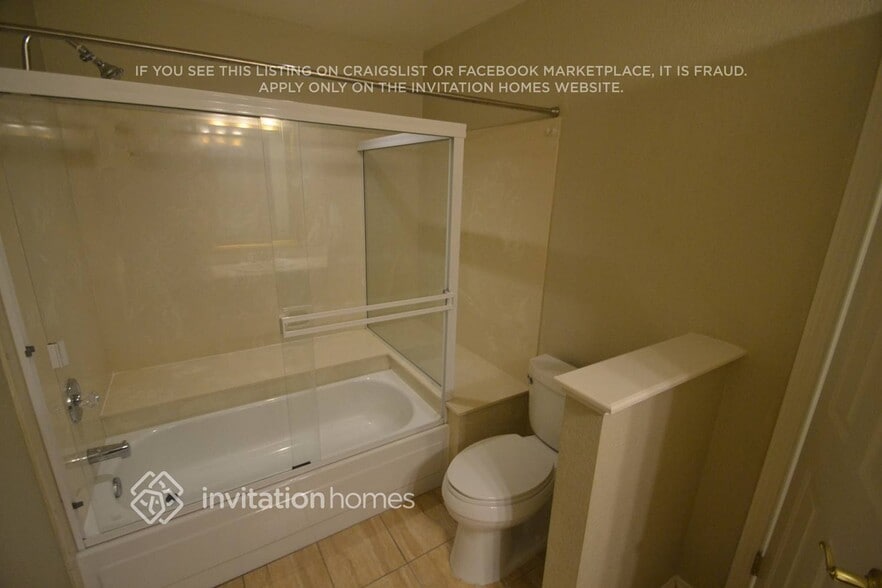 Building Photo - 1505 Lariat Loop