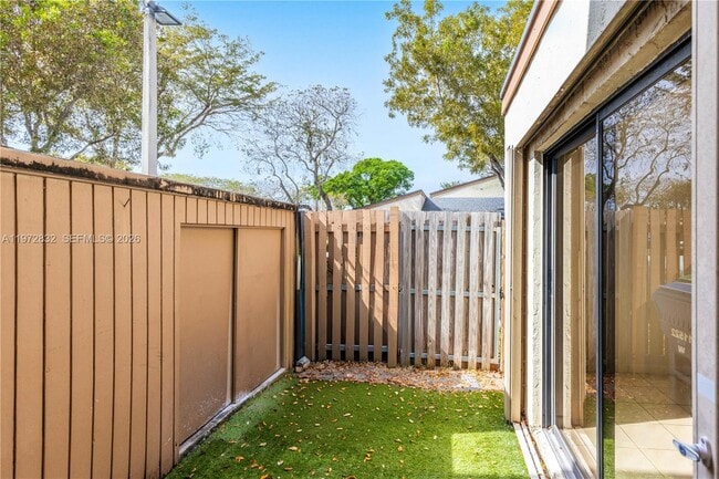 Building Photo - 11522 SW 109th Rd