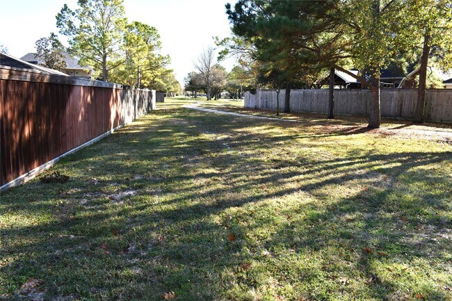 Building Photo - 5302 Fairwick Ct