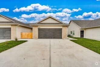 Building Photo - Northgate-Maxine Plan