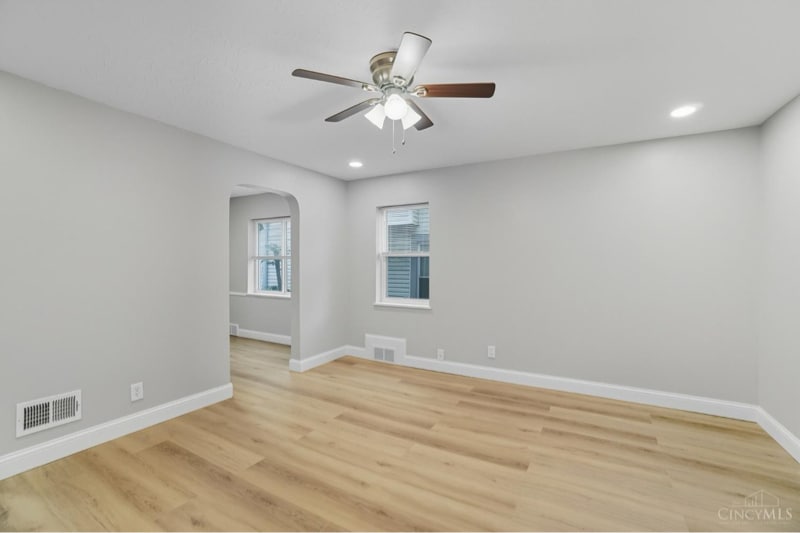 Building Photo - 5716 Hamilton Ave