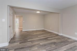 Building Photo - 2835 Bowes Ln