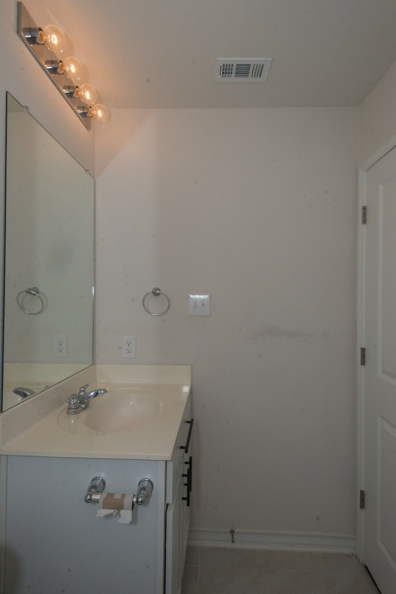 Building Photo - 14059 Coquina Blfs