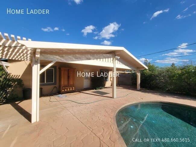 Building Photo - 5214 N 21st Ave