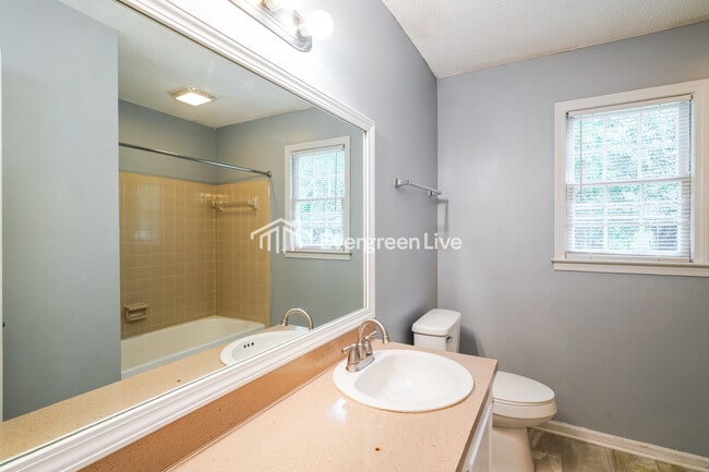 Building Photo - 108 Gales River Rd