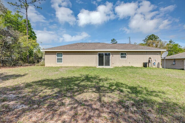 Building Photo - Freshly Painted 3BR Home with Spacious Yard, Modern Baths & No Deposit Option!