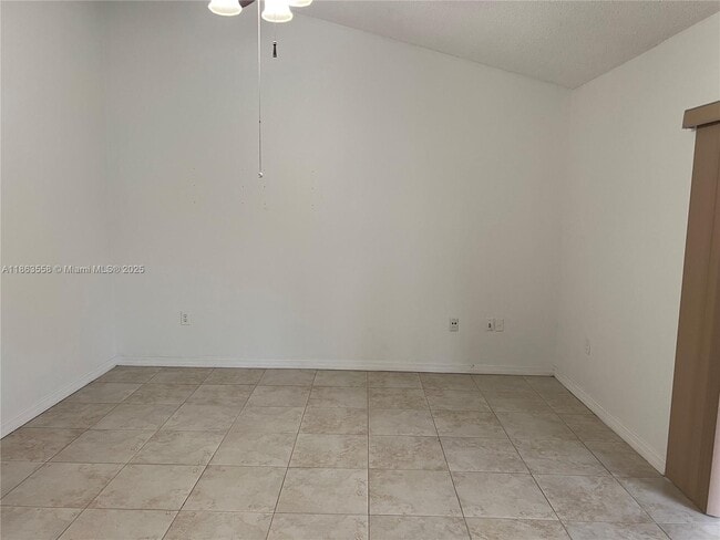 Building Photo - 11545 SW 101st Terrace