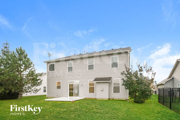 Building Photo - 1536 Maplewood Ln