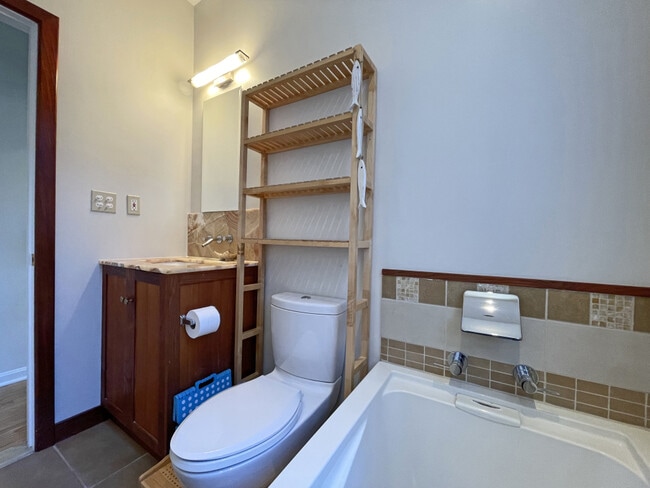 Building Photo - 1849 Monroe St NW