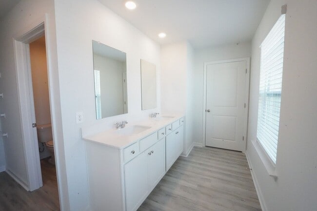 Building Photo - Available Soon!