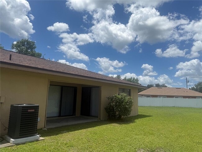Building Photo - 627 Bittern Ct