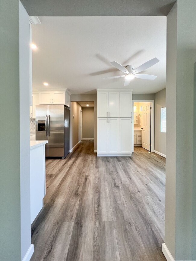 Building Photo - Newly Remodeled Two Bedroom Napa House
