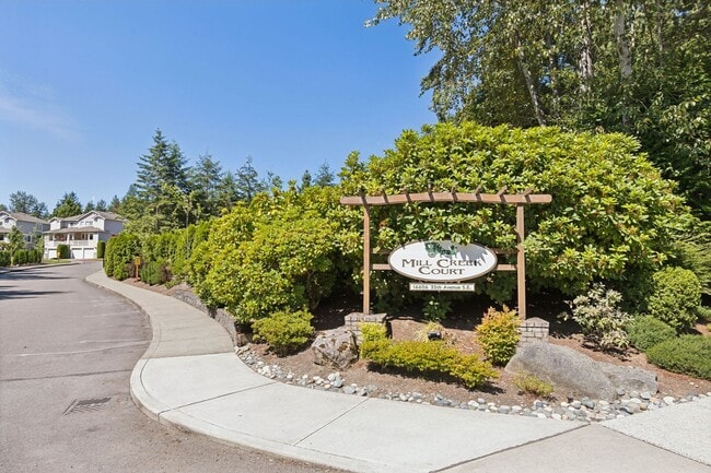 Building Photo - Mill Creek and Bothell just minutes away!