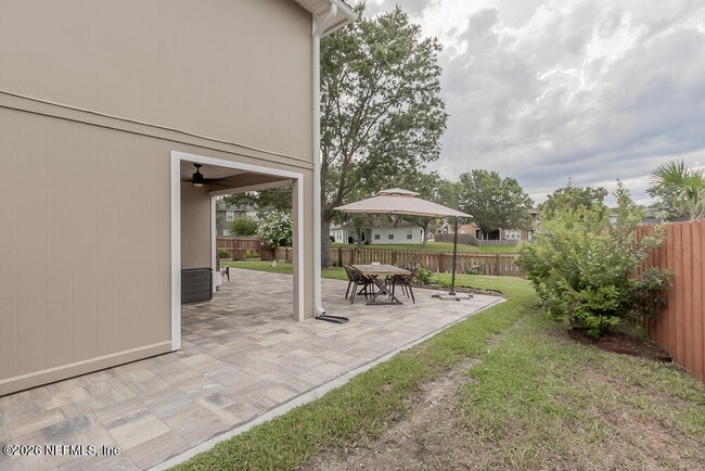 Building Photo - 1432 Greyfield Dr