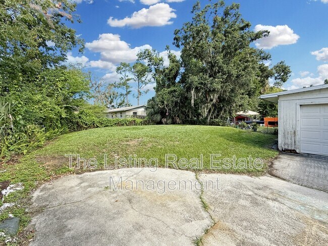 Building Photo - 6805 Mathers Ln