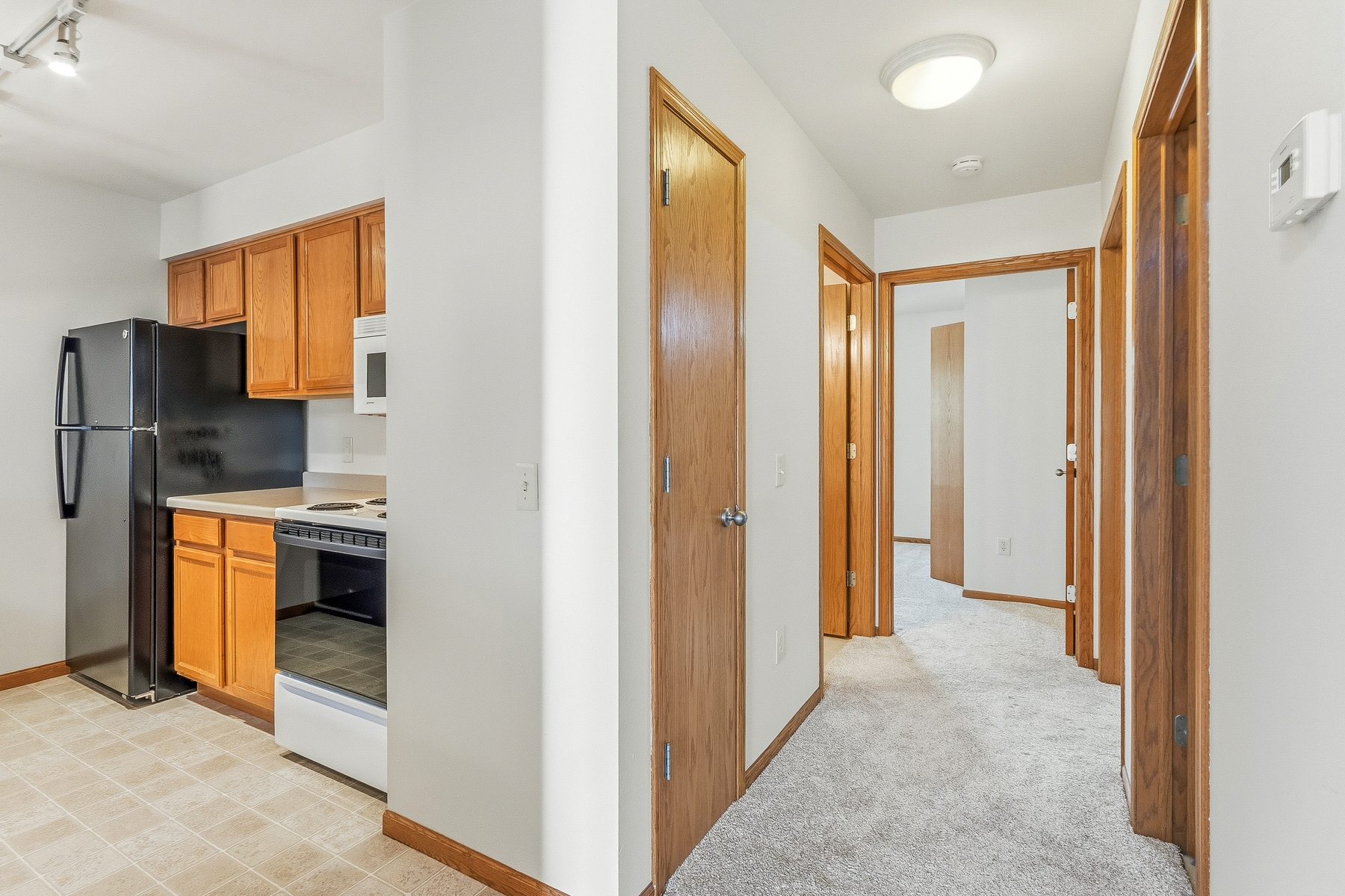 Building Photo - 3509 Maple Grove Dr